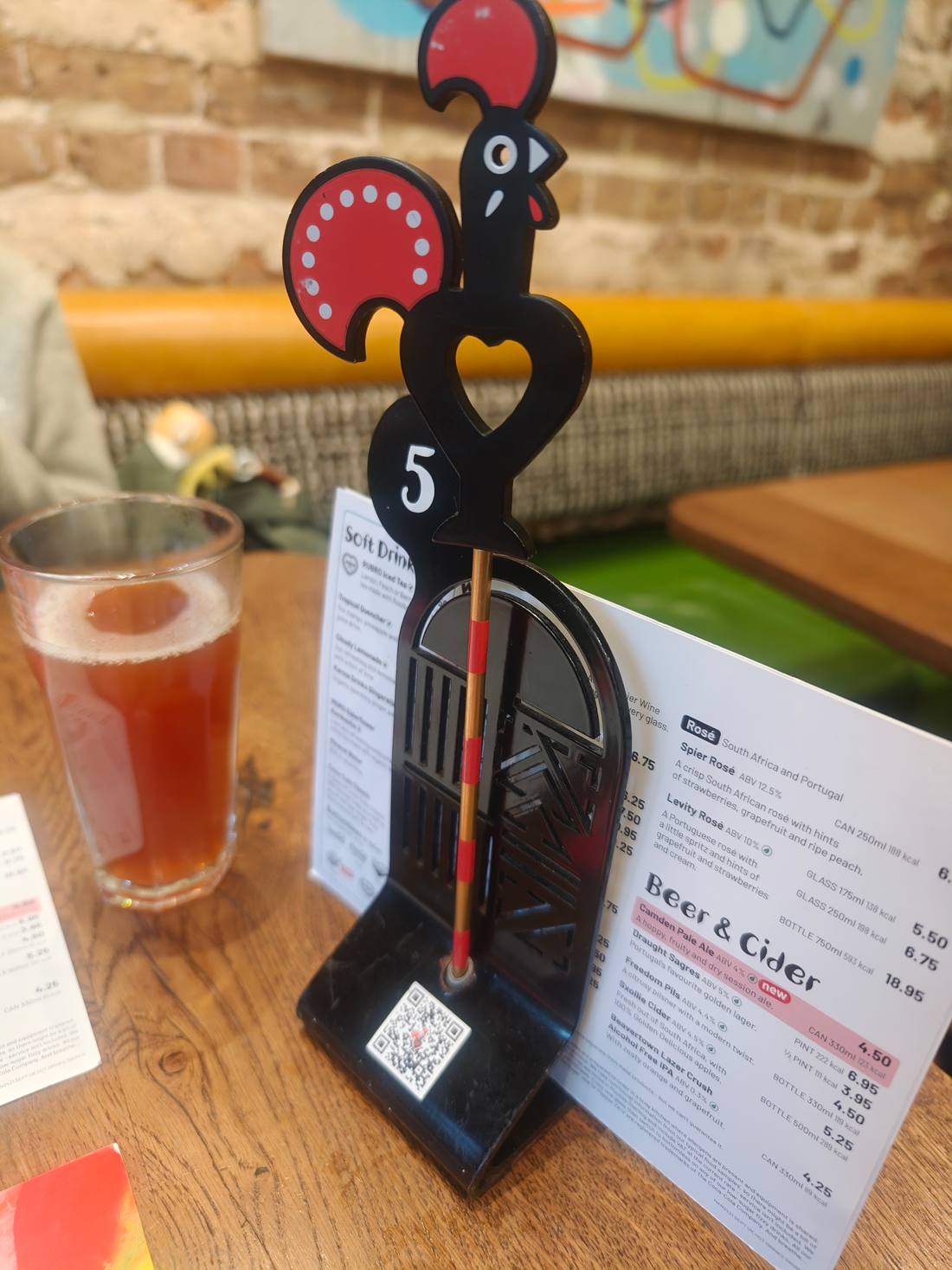 Nando's 桌号牌